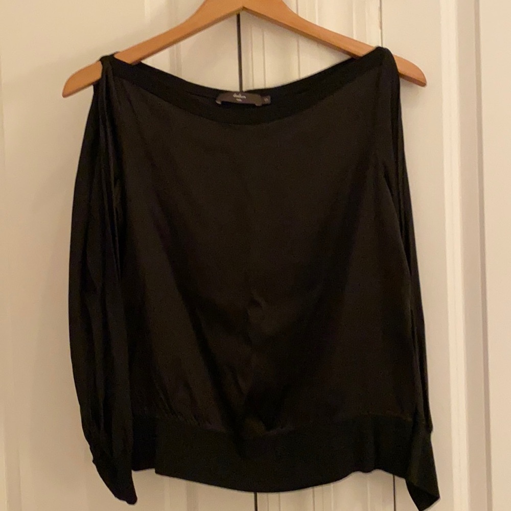 Kulson black open arm top